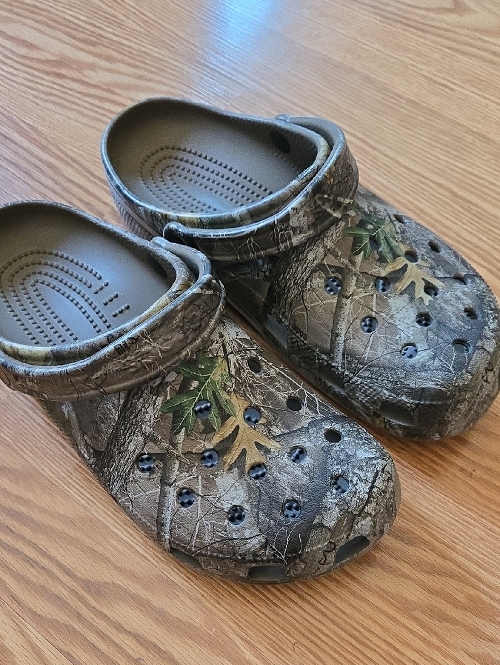 Realtree Edge Camo Classic Crocs